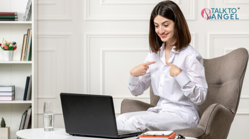 Online psychologists and traditional therapy