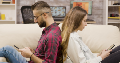 Online couples counselling for Communication Gaps