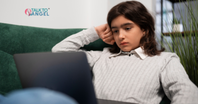 Online counselling session for complex PTSD emotional healing