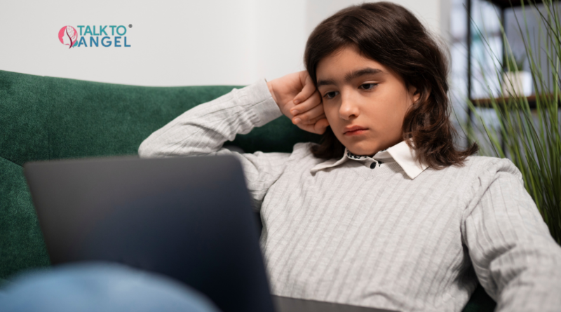 Online counselling session for complex PTSD emotional healing